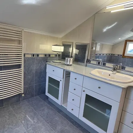 Feriehus Espectacular Casa Frente Al Mar En *