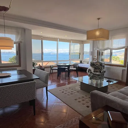 Espectacular Casa Frente Al Mar En Feriehus Baiona