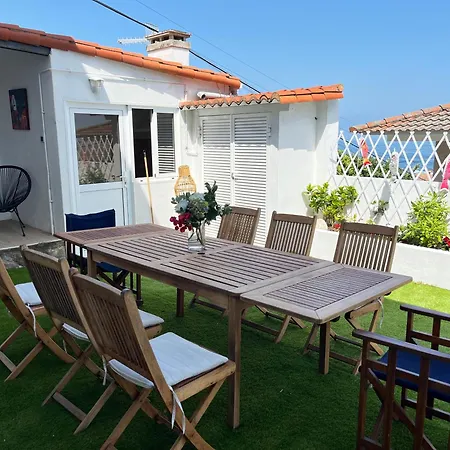 Espectacular Casa En Frente Al Mar Baiona